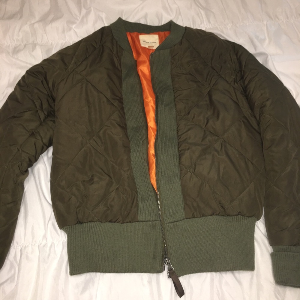 Urban Outfitters army green bomber - Picture 6 of 8